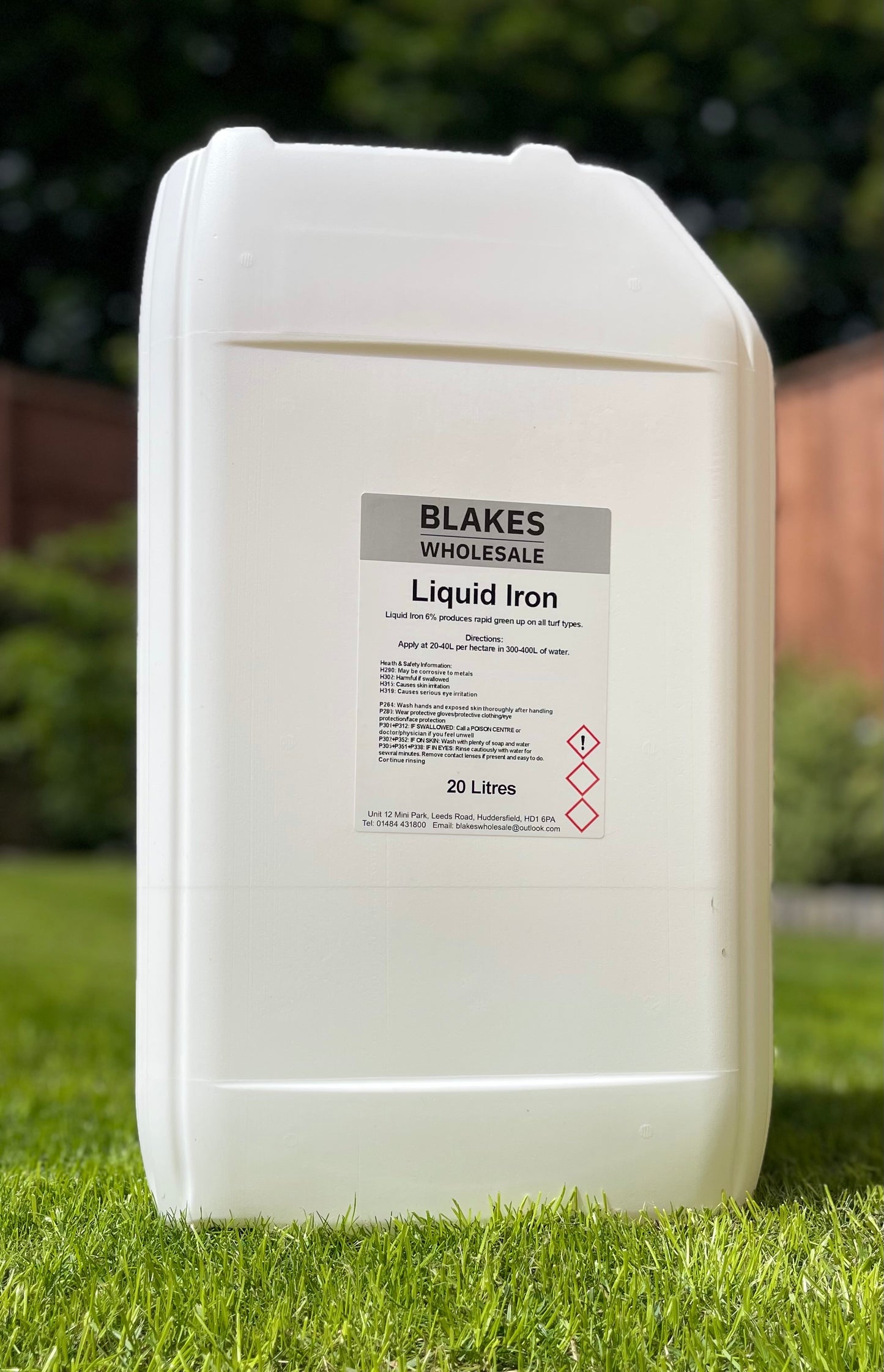 Liquid Iron 6 With Seaweed - Green up  Moss Killer and Turf Hardener 20L